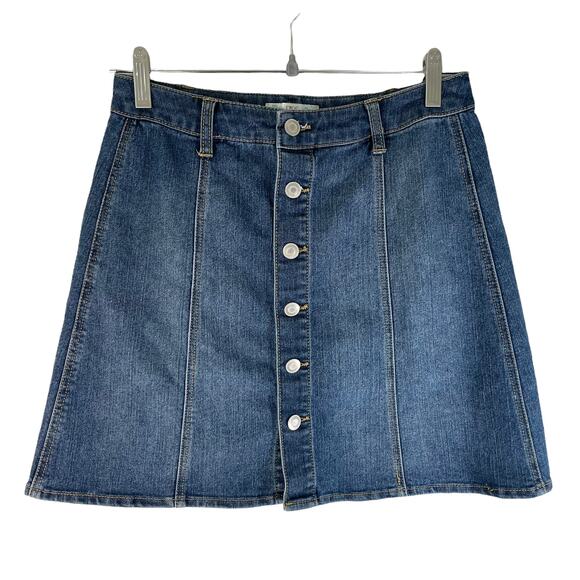 Love, Fire Womens Button Denim Jean Mini A Lint Skirt Medium Wash Size 4 Street - Picture 1 of 5